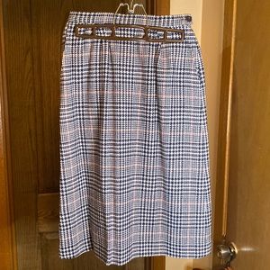Made in USA! Vintage Pendleton Ladies Skirt Size 6 100% Wool Beautiful!